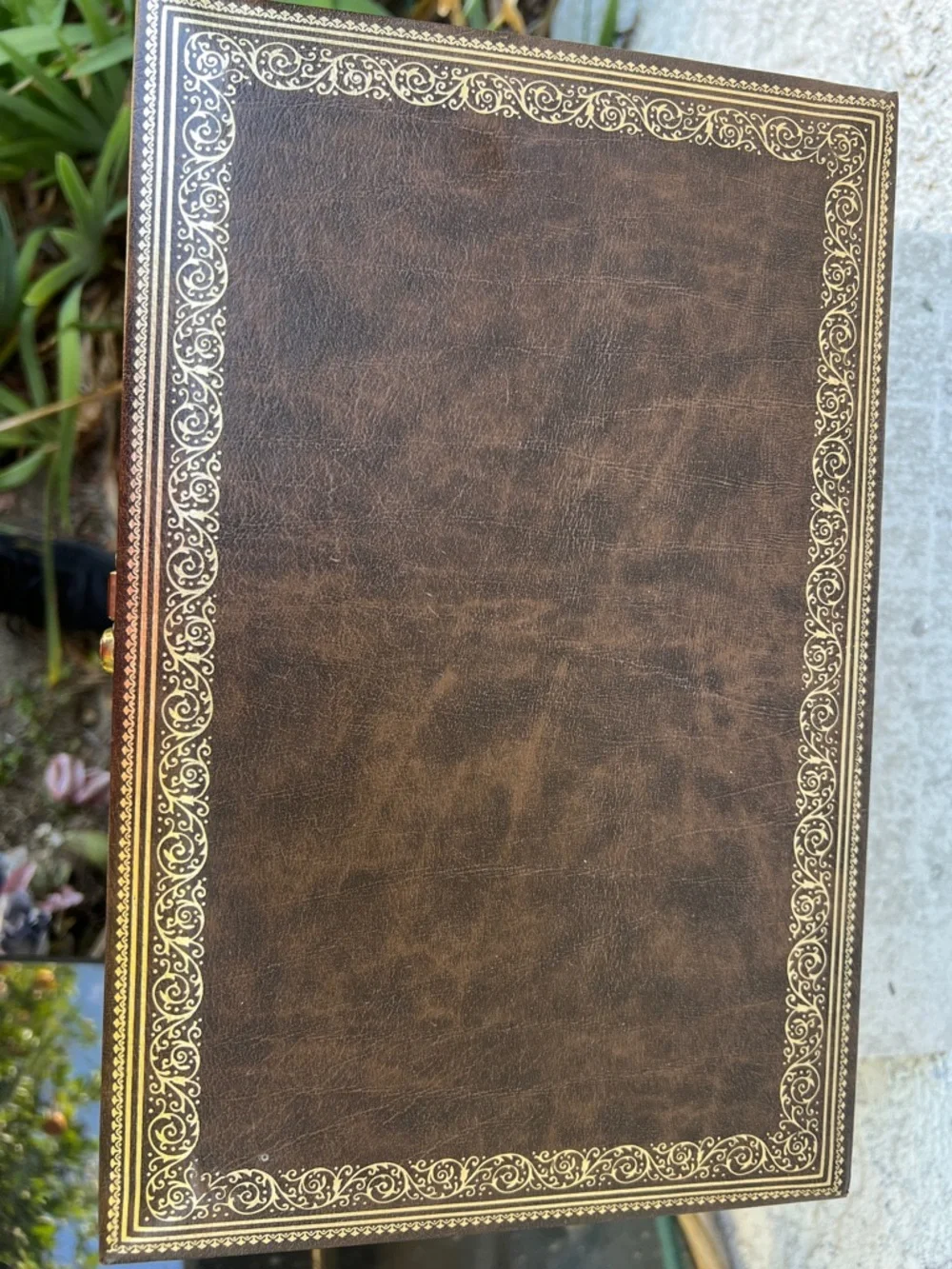 Vintage Mele Classic Brown Jewelry Box Storage Organizer Filigree Gold Accents - Picture 5 of 10